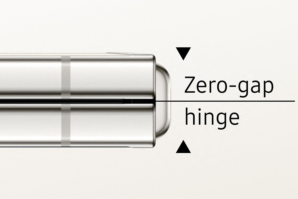 Samsung Galaxy Z flip5 zero gap hinge.